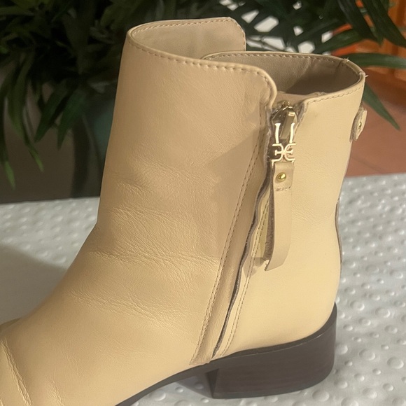 Sam Edelman Cream Ankle Booties - Picture 3 of 6